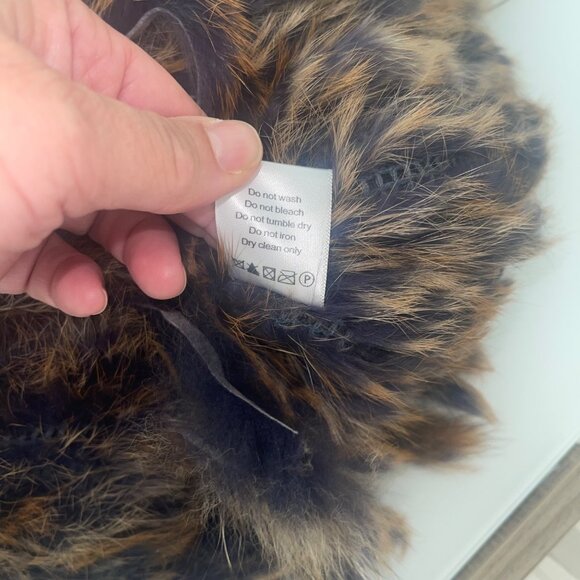 Adore Womens Vest Size Small Brown Racoon Rabbit Fur Knit Fringe Casual - Picture 7 of 8